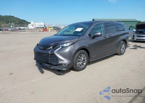 2021 Toyota Sienna Xle из США, поврежденный, VIN 5TDYSKFC6MS012649